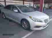 2017 Hyundai Sonata SE with VIN 5NPE24AF3HH577002, listed as a IAAI auction lot 43403557 with 131,765 mi miles and . Bid and sale history available at DreamBid. Image 1.