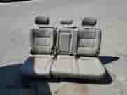 2006 Toyota Tundra Limited z VIN 5TBET38106S513582, wystawiony jako Copart lot #69153895 z przebiegiem 141 292 mil mil oraz Szkoda całkowita • Salvage title. Historia ofert i sprzedaży dostępna na DreamBid. Obrazek 12.