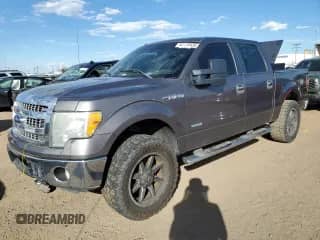 2013 Ford F-150 XL с VIN 1FTFW1ET2DKF32152, выставлен на аукционе Copart как лот 82176935 с пробегом 184 467 миль миль и Чистый • Clean title. История ставок и продаж доступна на DreamBid. Изображение 1.