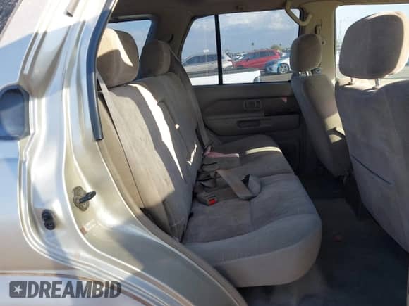 2000 Nissan Pathfinder XE z VIN JN8AR07S0YW428309, wystawiony jako IAAI lot #41432879 z przebiegiem 271 170 mil mil oraz . Historia ofert i sprzedaży dostępna na DreamBid. Obrazek 8.