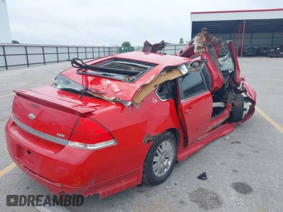 2009 Chevrolet Impala LT with VIN 2G1WT57K491152251, listed as a IAAI auction lot 42798880 with Not provided miles and . Bid and sale history available at DreamBid. Image 4.