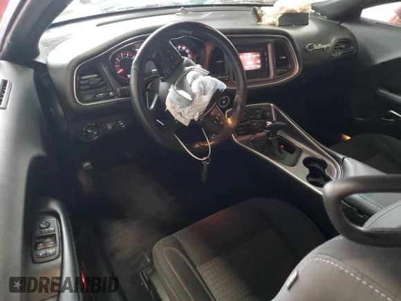 2017 Dodge Challenger SXT Plus с VIN 2C3CDZAG9HH592303, выставлен на аукционе Copart как лот 58363845 с пробегом 52 133 миль миль и Списание • Salvage title. История ставок и продаж доступна на DreamBid. Изображение 8.