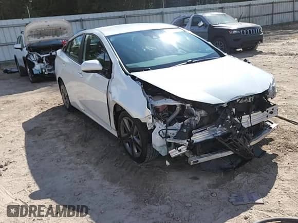 2020 Toyota Prius L Eco с VIN JTDKARFU6L3113636, выставлен на аукционе Copart как лот 84175765 с пробегом 157 861 миль миль и На запчасти • Non repairable. История ставок и продаж доступна на DreamBid. Изображение 14.