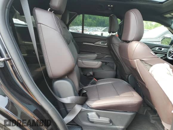 2025 Ford Explorer Platinum with VIN 1FMUK8HH7SGB23840, listed as a Copart auction lot 59996365 with 2,505 mi miles and Salvage title. Bid and sale history available at DreamBid. Image 11.