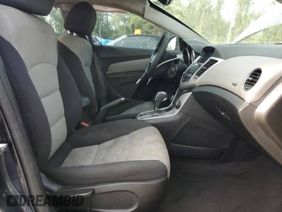 2016 Chevrolet Cruze LS with VIN 1G1PC5SGXG7182541, listed as a Copart auction lot 81209885 with 110,628 mi miles and Salvage title. Bid and sale history available at DreamBid. Image 7.