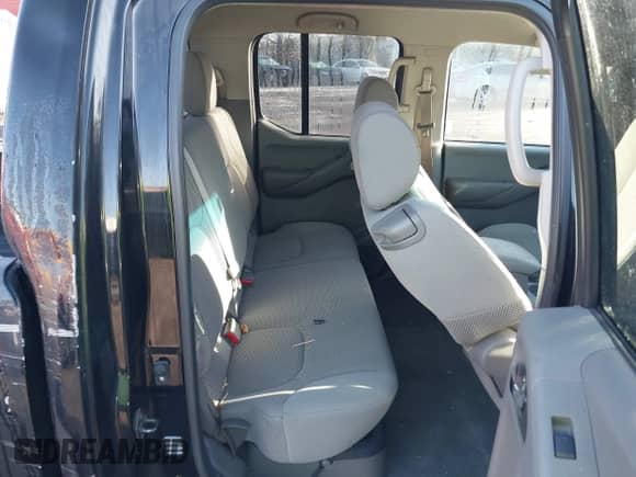 2009 Nissan Frontier LE z VIN 1N6AD09UX9C404043, wystawiony jako IAAI lot #41476388 z przebiegiem 198 612 mil mil oraz . Historia ofert i sprzedaży dostępna na DreamBid. Obrazek 8.