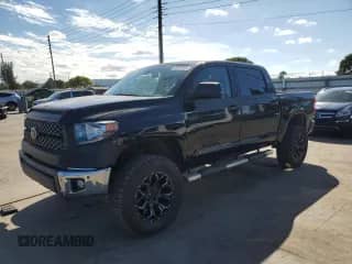 2020 Toyota Tundra SR5 с VIN 5TFDY5F10LX905664, выставлен на аукционе Copart как лот 85676805 с пробегом 59 322 миль миль и Списание • Salvage title. История ставок и продаж доступна на DreamBid. Изображение 1.