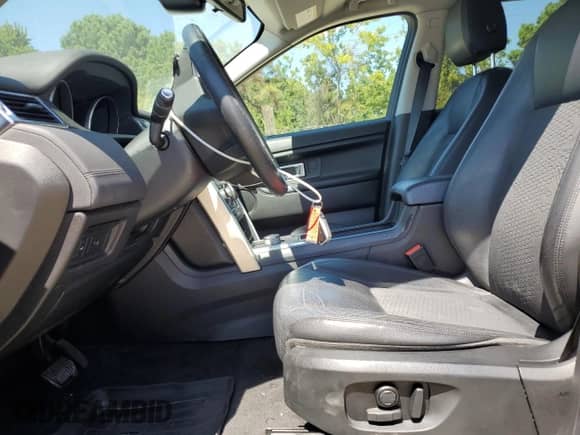 2016 Land Rover Discovery Sport SE with VIN SALCP2BG6GH590840, listed as a Copart auction lot 70529585 with 95,296 mi miles and Salvage title. Bid and sale history available at DreamBid. Image 7.