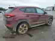 2017 Hyundai Tucson Sport с VIN KM8J3CA23HU379122, выставлен на аукционе Copart как лот 70306525 с пробегом 143 738 миль миль и Списание • Salvage title. История ставок и продаж доступна на DreamBid. Изображение 3.