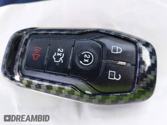 2016 Ford Mustang V6 z VIN 1FA6P8AM6G5209350, wystawiony jako IAAI lot #43547664 z przebiegiem 212 230 mil mil oraz . Historia ofert i sprzedaży dostępna na DreamBid. Obrazek 11.