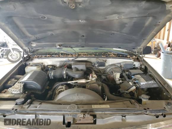 2000 Chevrolet Silverado 2500 с VIN 1GCGC23R2YF404468, выставлен на аукционе Copart как лот 66318305 с пробегом 247 674 миль миль и Чистый • Clean title. История ставок и продаж доступна на DreamBid. Изображение 11.