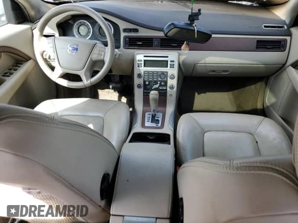 2011 Volvo XC70 3.2L with VIN YV4940BZ8B1096297, listed as a Copart auction lot 81483595 with Not provided miles and Salvage title. Bid and sale history available at DreamBid. Image 8.