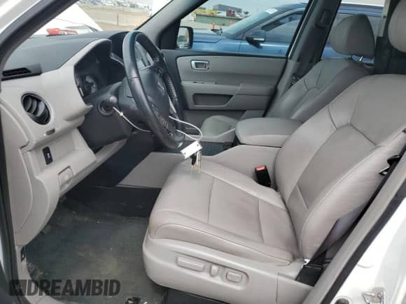 2014 Honda Pilot EX-L with VIN 5FNYF4H78EB055413, listed as a Copart auction lot 69963495 with 117,706 mi miles and Salvage title. Bid and sale history available at DreamBid. Image 7.