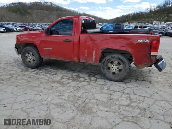 2011 GMC Sierra 1500 Work Truck z VIN 1GTN2TEA9BZ461182, wystawiony jako Copart lot #49573035 z przebiegiem 159 932 mil mil oraz Szkoda całkowita • Salvage title. Historia ofert i sprzedaży dostępna na DreamBid. Obrazek 2.
