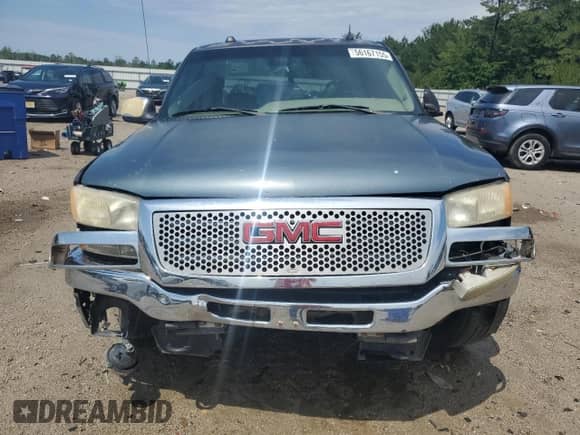 2005 GMC Sierra 1500 SLT z VIN 2GTEC13T351389897, wystawiony jako Copart lot #56167155 z przebiegiem 308 224 mil mil oraz Szkoda całkowita • Salvage title. Historia ofert i sprzedaży dostępna na DreamBid. Obrazek 5.