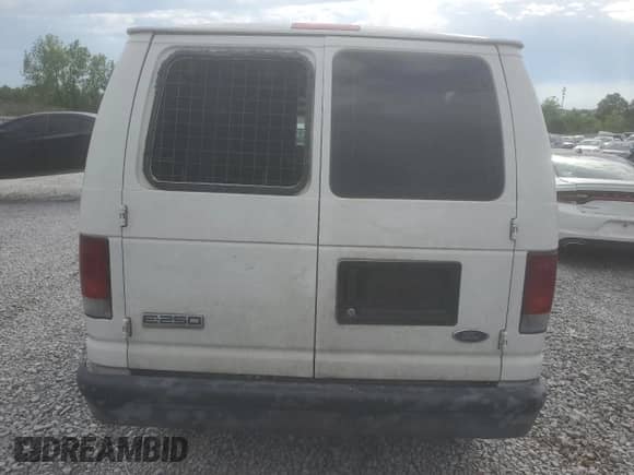 2008 Ford Econoline Cargo Commercial with VIN 1FTNE24W78DA44311, listed as a Copart auction lot 57152765 with 277,707 mi miles and Clean title. Bid and sale history available at DreamBid. Image 6.