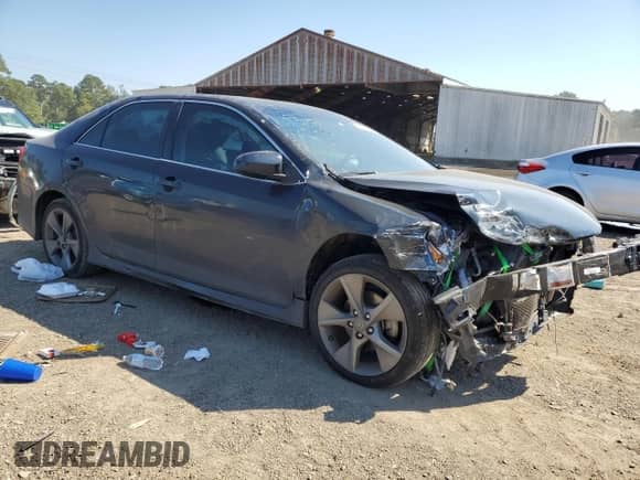 2014 Toyota Camry LE with VIN 4T1BF1FK4EU845192, listed as a Copart auction lot 84796155 with 200,774 mi miles and Salvage title. Bid and sale history available at DreamBid. Image 4.