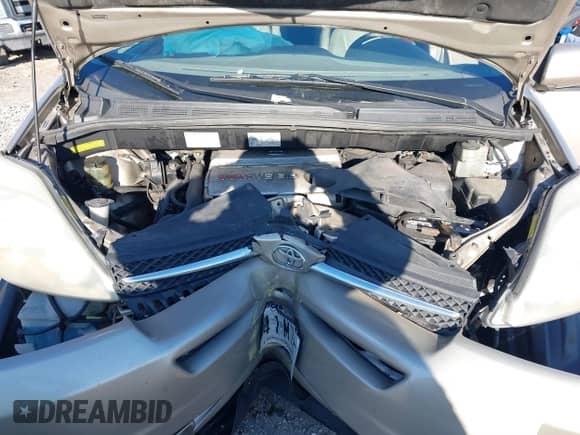 2005 Toyota Sienna XLE z VIN 5TDZA22CX5S385157, wystawiony jako IAAI lot #41622454 z przebiegiem 283 270 mil mil oraz . Historia ofert i sprzedaży dostępna na DreamBid. Obrazek 10.