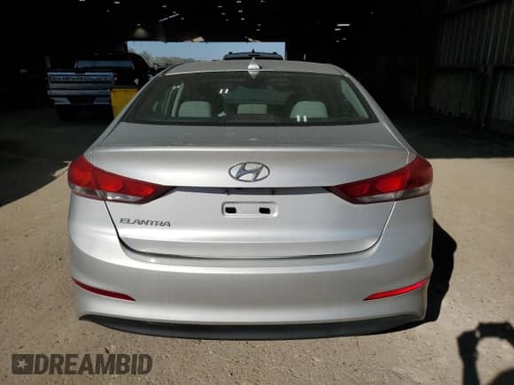 2018 Hyundai Elantra SEL z VIN 5NPD84LF2JH255934, wystawiony jako Copart lot #86877335 z przebiegiem 113 136 mil mil oraz Szkoda całkowita • Salvage title. Historia ofert i sprzedaży dostępna na DreamBid. Obrazek 6.