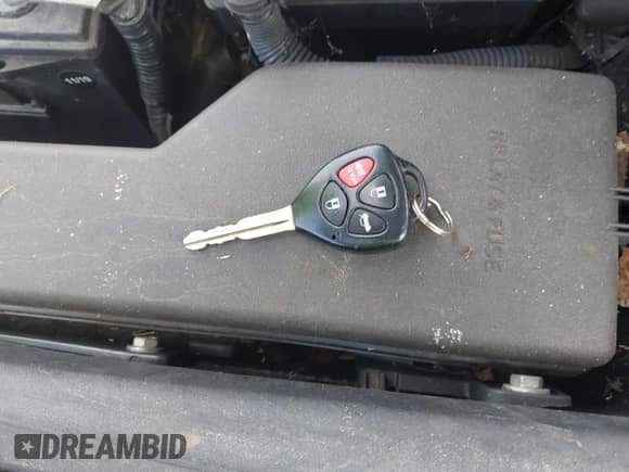 2009 Toyota Camry with VIN 4T1BE46K49U406097, listed as a IAAI auction lot 43308371 with 268,413 mi miles and . Bid and sale history available at DreamBid. Image 11.