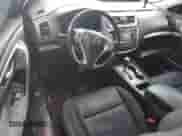 2016 Nissan Altima SR z VIN 1N4AL3AP4GC218501, wystawiony jako Copart lot #65929585 z przebiegiem 188 976 mil mil oraz Szkoda całkowita • Salvage title. Historia ofert i sprzedaży dostępna na DreamBid. Obrazek 8.