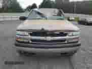 2004 Chevrolet Suburban LS z VIN 3GNGK26U24G257118, wystawiony jako Copart lot #74512764 z przebiegiem Nie podano mil oraz Szkoda całkowita • Salvage title. Historia ofert i sprzedaży dostępna na DreamBid. Obrazek 5.