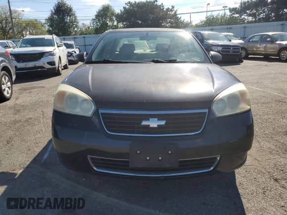 2006 Chevrolet Malibu 1LS z VIN 1G1ZS51F86F295204, wystawiony jako Copart lot #73677164 z przebiegiem 112 998 mil mil oraz Szkoda całkowita • Salvage title. Historia ofert i sprzedaży dostępna na DreamBid. Obrazek 5.