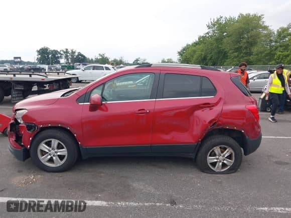 2015 Chevrolet Trax LT с VIN KL7CJRSB0FB254251, выставлен на аукционе IAAI как лот 42868311 с пробегом 111 713 миль миль и . История ставок и продаж доступна на DreamBid. Изображение 14.