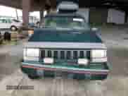 1995 Jeep Grand Cherokee Limited с VIN 1J4GZ78S1SC528371, выставлен на аукционе Copart как лот 82498135 с пробегом 189 500 миль миль и Списание • Salvage title. История ставок и продаж доступна на DreamBid. Изображение 5.