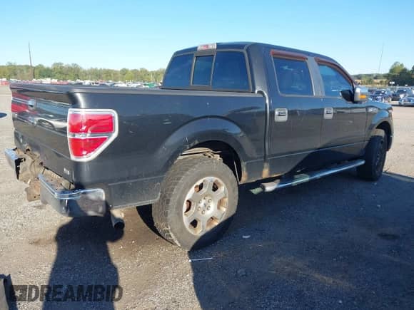 2010 Ford F-150 XL с VIN 1FTFW1EV1AFC99354, выставлен на аукционе IAAI как лот 43342858 с пробегом 277 310 миль миль и . История ставок и продаж доступна на DreamBid. Изображение 4.