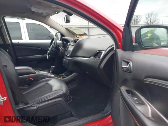 2016 Dodge Journey Crossroad Plus с VIN 3C4PDCGB0GT195011, выставлен на аукционе IAAI как лот 41684966 с пробегом 101 600 миль миль и . История ставок и продаж доступна на DreamBid. Изображение 5.