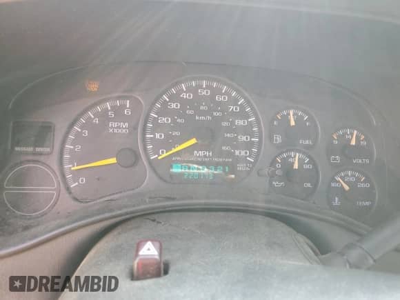 1999 Chevrolet Silverado 1500 LT with VIN 1GCEK14T1XE148617, listed as a Copart auction lot 52962515 with 220,173 mi miles and Clean title. Bid and sale history available at DreamBid. Image 9.