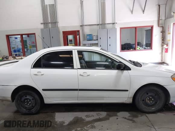 2003 Toyota Corolla LE с VIN JTDBR32EX30031060, выставлен на аукционе IAAI как лот 43504608 с пробегом 219 596 миль миль и . История ставок и продаж доступна на DreamBid. Изображение 13.