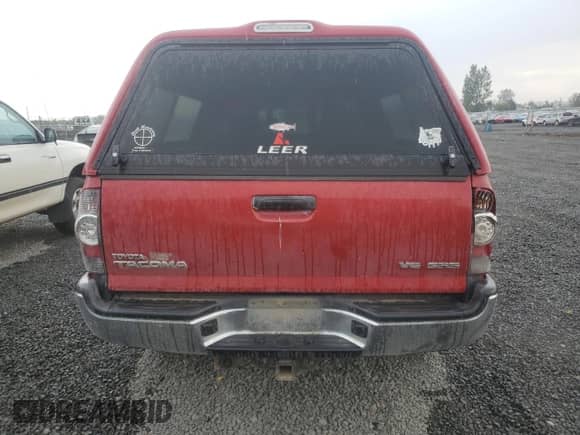 2012 Toyota Tacoma с VIN 5TFUU4EN4CX047142, выставлен на аукционе Copart как лот 71641455 с пробегом 122 157 миль миль и Списание • Salvage title. История ставок и продаж доступна на DreamBid. Изображение 6.