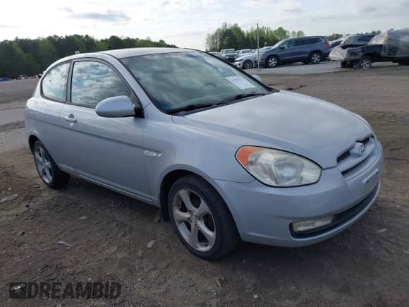 2009 Hyundai Accent Auto SE с VIN KMHCN36C09U114812, выставлен на аукционе IAAI как лот 41900174 с пробегом 194 860 миль миль и . История ставок и продаж доступна на DreamBid. Изображение 1.