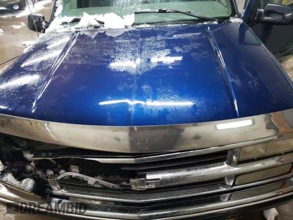 2000 Chevrolet Silverado 2500 z VIN 1GCGK24R4YR192494, wystawiony jako Copart lot #41859315 z przebiegiem 192 474 mil mil oraz Czysty tytuł • Clean title. Historia ofert i sprzedaży dostępna na DreamBid. Obrazek 11.