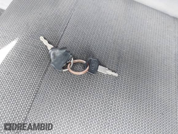 2007 Jeep Wrangler Unlimited X с VIN 1J4GA39127L137551, выставлен на аукционе IAAI как лот 43497385 с пробегом 219 322 миль миль и . История ставок и продаж доступна на DreamBid. Изображение 11.