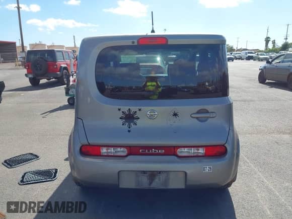 2009 Nissan Cube SL с VIN JN8AZ28R89T111467, выставлен на аукционе IAAI как лот 42737782 с пробегом 119 946 миль миль и . История ставок и продаж доступна на DreamBid. Изображение 17.