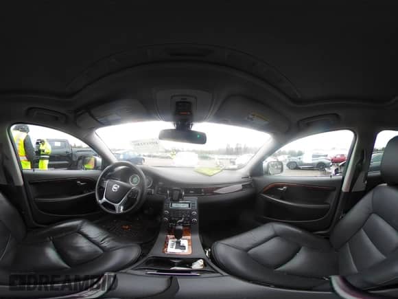 2010 Volvo XC70 3.0T with VIN YV4992BZ6A1079445, listed as a IAAI auction lot 40915189 with 92,847 mi miles and . Bid and sale history available at DreamBid. Image 19.