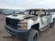2018 Chevrolet Silverado 2500HD LT z VIN 1GC1KVEY1JF271786, wystawiony jako IAAI lot #41766472 z przebiegiem Nie podano mil oraz . Historia ofert i sprzedaży dostępna na DreamBid. Obrazek 6.