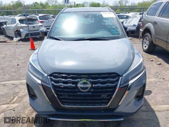2024 Nissan Kicks SR с VIN 3N1CP5DV2RL502815, выставлен на аукционе IAAI как лот 42052304 с пробегом 8 274 миль миль и . История ставок и продаж доступна на DreamBid. Изображение 13.