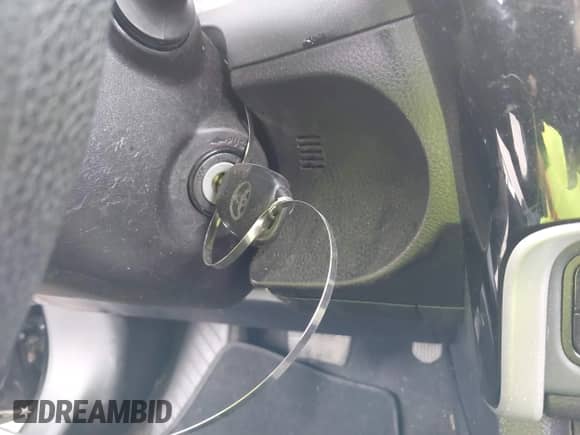 2019 Toyota Corolla L with VIN 2T1BURHE6KC150009, listed as a IAAI auction lot 39484665 with 80,114 mi miles and . Bid and sale history available at DreamBid. Image 11.