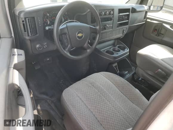 2014 Chevrolet Express Cargo with VIN 1GCSGAFX9E1178960, listed as a Copart auction lot 56896945 with 198,564 mi miles and Clean title. Bid and sale history available at DreamBid. Image 8.