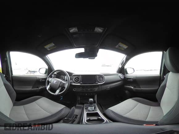 2021 Toyota Tacoma SR5 с VIN 5TFAZ5CNXMX097509, выставлен на аукционе IAAI как лот 41889399 с пробегом 81 598 миль миль и . История ставок и продаж доступна на DreamBid. Изображение 21.