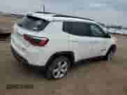 2018 Jeep Compass Latitude с VIN 3C4NJDBB6JT403817, выставлен на аукционе Copart как лот 81682995 с пробегом 115 099 миль миль и Списание • Salvage title. История ставок и продаж доступна на DreamBid. Изображение 3.