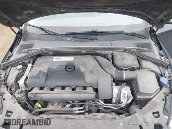 2013 Volvo S60 T6 R-Design Platinum с VIN YV1902FH9D1231456, выставлен на аукционе IAAI как лот 42788938 с пробегом 140 730 миль миль и . История ставок и продаж доступна на DreamBid. Изображение 10.