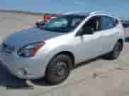 2015 Nissan Rogue S z VIN JN8AS5MT4FW671911, wystawiony jako IAAI lot #41699517 z przebiegiem 139 546 mil mil oraz . Historia ofert i sprzedaży dostępna na DreamBid. Obrazek 2.