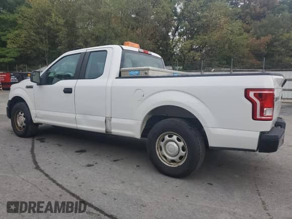 2016 Ford F-150 XL z VIN 1FTEX1C84GFC00508, wystawiony jako Copart lot #85554855 z przebiegiem 194 690 mil mil oraz Czysty tytuł • Clean title. Historia ofert i sprzedaży dostępna na DreamBid. Obrazek 2.