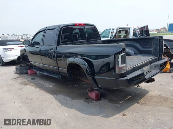 2004 Dodge 1500 SLT with VIN 1D7HU18D44J248472, listed as a IAAI auction lot 42858758 with 290,223 mi miles and . Bid and sale history available at DreamBid. Image 3.
