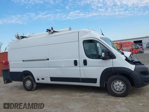 2023 Ram ProMaster Cargo с VIN 3C6MRVJG5PE566227, выставлен на аукционе IAAI как лот 41959268 с пробегом 25 466 миль миль и . История ставок и продаж доступна на DreamBid. Изображение 13.